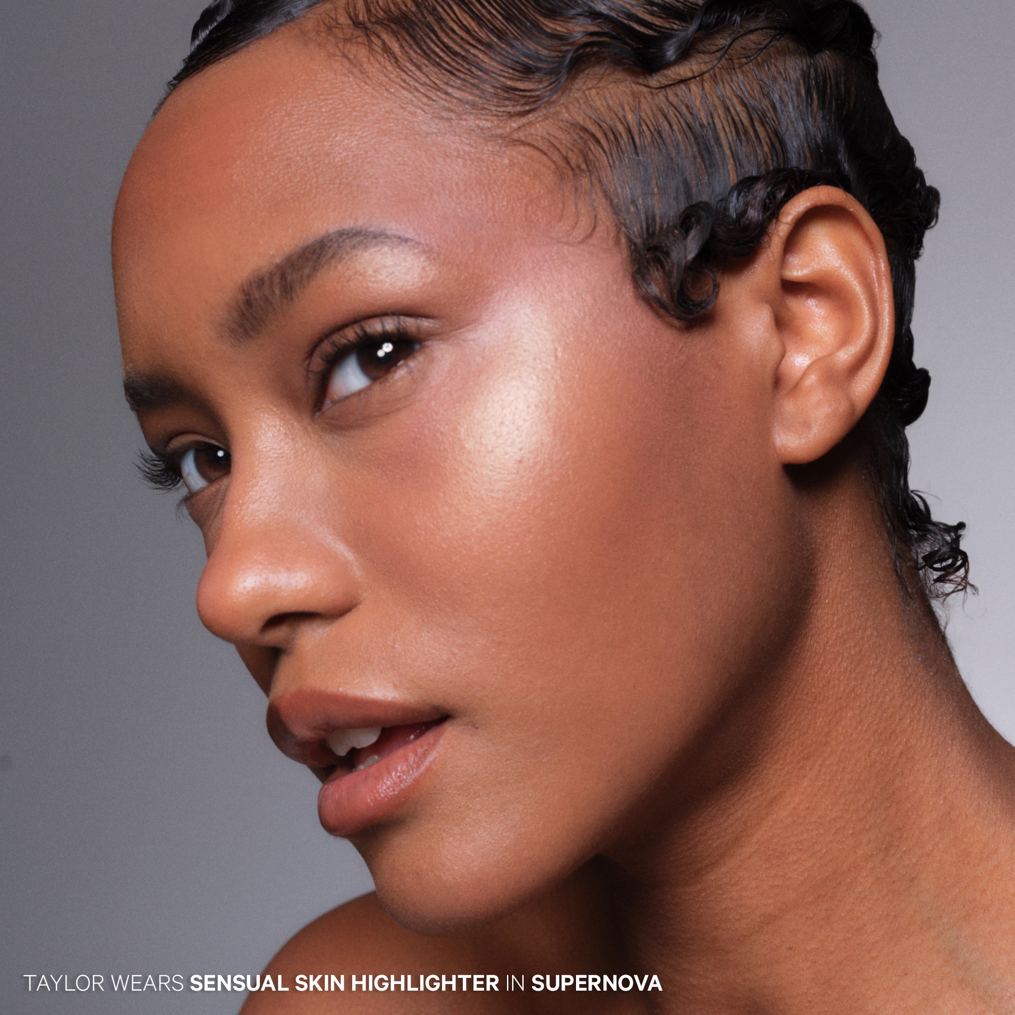 Sensual Skin Highlighter – Kevyn Aucoin Beauty